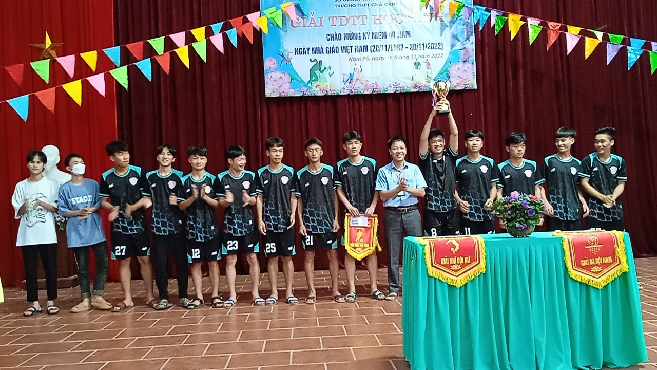 43612c585bd09d8ec4c1